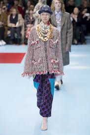 Gucci Fall 2018 Ready To Wear Fashion Show ÍŒ¨ì…˜ ÌŠ¤íƒ€ì¼ Ë ˆë”” Íˆ¬ Ì›¨ì–´ ÍŒ¨ì…˜ì‡¼