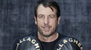 Boxing trainer Joe Gallagher might be fresh off surgery for Stage 4 cancer,  but he's already itching to get back into the gym. Full story:  https://ow.ly/uxX450WA1BC 👈