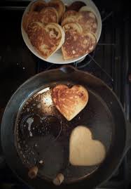 Heart Y Flapjack Breakfast Box Small Ndash Copper Pot Amp Wooden Spoon Food Snapchat Tasty Pancakes Food Cravings