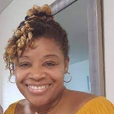 Lenora Johnson's Instagram, Twitter & Facebook