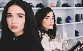 Rebecca & Fiona taggade inför Smögenspelningen