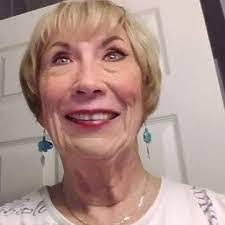 Dorothy Minix's Instagram, Twitter & Facebook