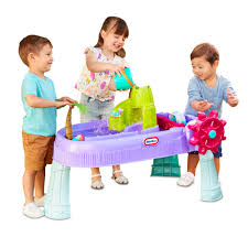 Includes front & back water basins with plenty of room for mutiple kids. Step2 Car Wash Splash Center Water Table Activity Toy For Multiple Kids Walmart Com Walmart Com