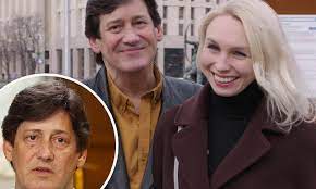 Murphey and lana did not meet by chance. David Finally Meets His Girlfriend Lana After Seven Years Of Chatting Online Daily Mail Online