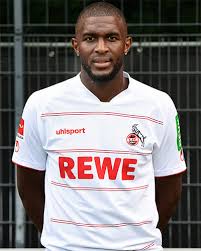 Modeste spielte in der jugend beim amateurverein étoile sportive fréjusienne und wechselte nach drei jahren zum ogc nizza.dort absolvierte er mehrere spiele für die zweite mannschaft, für die er seine ersten tore erzielte. Anthony Modeste