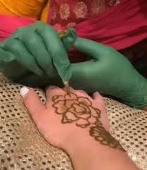 Artists use temporary henna tattoos to create beautiful artwork on the skin to symbolize anything from wedding celebrations to the birth of a baby. Henna By Pari Home Facebook