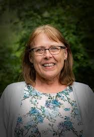 Glenda Dailey's Instagram, Twitter & Facebook