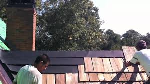 Tapersawn shakes this product is available in 18″ and 24″ lengths, variable thicknesses and 4 different grades (premium, number 1, number 2 and number 3). Cedar Shakes Roof Youtube