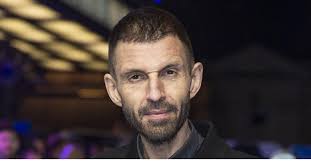 Michael Jackson's Legal Team Draft in Ex-Prosecutor For Court Battle