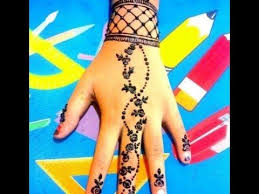 نقش حناء جديد بسيط و متوسط الطول تألقي مع اجمل نقش حناء في كل مناسبة Mehndi Designs Henna Hand Tattoo Hand Henna