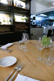 Diner Au Restaurant Cote Rue A Bordeaux Assiettes Gourmandes