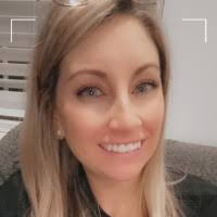 Tara Novak's Instagram, Twitter & Facebook