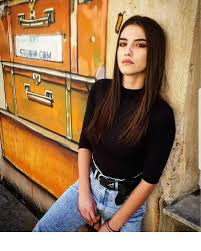 Ο άνδρας μου φλερτάρει με την πρώην του. Anastasia Pantoysh H Nea Moysa Toy Manoysakh Einai Pio Sexy Ap Oso Pisteyeis Photos Gossip Tv Gr