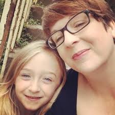 mandy donaldson-west (@mykatsmama)