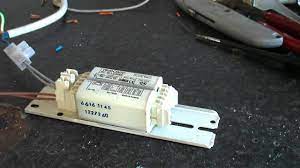 To operate a single tube, a single tube ballast must be used. What Not To Do With A Ballast Youtube