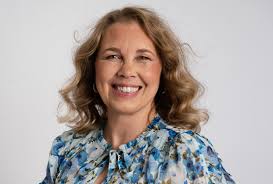 Curious Conversations: A Podcast for Kids by Kids