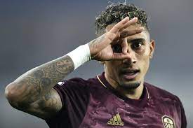 Raphael dias belloli, known as raphinha, is a brazilian professional footballer who plays as a winger for premier league club leeds united. Raphinha Opens Leeds Account With Late Winner At Everton Watford Observer
