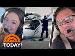 Young pilot guided back to runway after losing landing gear