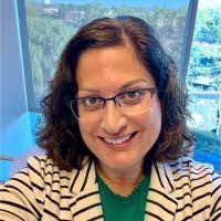 Tracy Pullen's Instagram, Twitter & Facebook