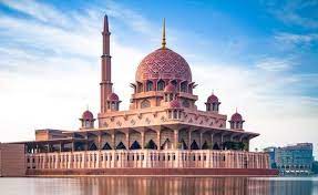 Negara ini telah menghasilkan beberapa desainer mebel terkenal, seperti gio ponti, dan ettore sottsass, dan frasa italia seperti bel disegno, dan linea italiana telah memasuki kosakata desain mebel. Seni Arsitektur Islam Bentuk Dan Sejarah Perkembangannya Di Dunia Tegaraya Com