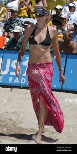 Nissan open hi-res stock photography and images - Page 3 - Alamy