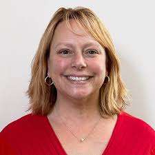 Kristin Pryor's Instagram, Twitter & Facebook