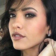 Amber Fields's Instagram, Twitter & Facebook