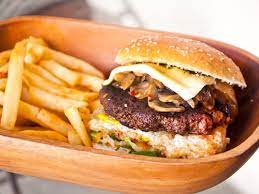The one edit i made was dividing the meat into 1/8lbs instead of 1/4lbs and serving 2 patties on a bun. Dubai The Camel Burger Yes Burger Made Of Camel From Local House Doesn T Ride Up To The Hype Serious Eats