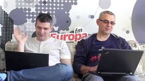 Astăzi îl au invitat pe unul dintre fondatorii platformei lifebox: Primul Ask Me Anything In Romania Amaefm Cu George Zafiu È™i Vlad Petreanu Video Europa Fm