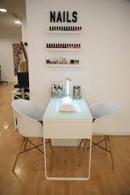 Area Nails En Salones Gregorio Porras De Cordoba Peluqueria Y Estetica Moveis Para Salao Sala De Beleza Decoracao Salao De Beleza