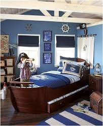 Sama seperti desain sebelumnya, dalam contoh desain kamar tidur anak ini juga diletakkan double kasur yang bisa digunakan untuk adik kakak maupun teman anak yang sedang berkunjung. 40 Desain Kamar Anak Laki Laki Di Tahun 2020 Terbaik