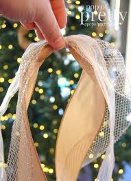 How To Put Ribbon On A Christmas Tree 2020 Tutorial A Pop Of Pretty Ribbon On Christmas Tree Christmas Holidays Christmas Tree Decorations