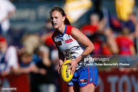 89 Maggie Casey Photos & High Res Pictures