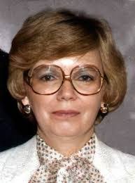 Sally Schuster's Instagram, Twitter & Facebook