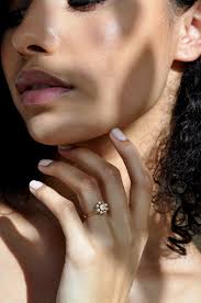 Old Mine Diamond Daisy