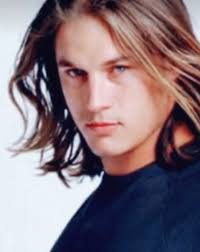 Travis Fimmel New Series Out 🍿👉cuttly.site/Wcaq