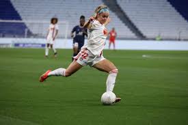 Dans la grèce antique, les jeux olympiques sont des compétitions athlétiques, hippiques et de lutte qui honorent zeus, divinité suprême de la religion grecque.ils sont organisés tous les quatre ans à olympie depuis 776 av. Ellie Carpenter Ol Disputera Les Jeux Olympiques Avec L Australie Mary Fowler Montpellier Aussi L Equipe