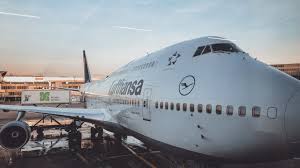 Das genaue zeitfenster ist dabei oft abhängig von faktoren wie der sitzplatzreservierung, dem reiseziel und der reiseklasse. Sleeper S Row Bei Lufthansa Ab Sommer Buchbar Reisetopia