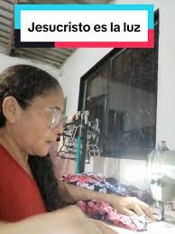 Meredith Diaz Jimenez (@meredith.diaz.jim)