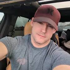 Travis shay (@travisshay12)