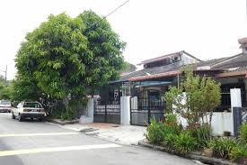 This public parks that are dotted around kuala lumpur contribute to the beauty and tranquility of the city by offering a green oasis for everyone to enjoy like jogging or picnic. Taman Bukit Anggerik For Sale In Cheras South Propsocial