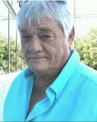 Everett Brady's Instagram, Twitter & Facebook