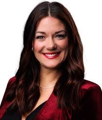 Sara Thorpe's Instagram, Twitter & Facebook