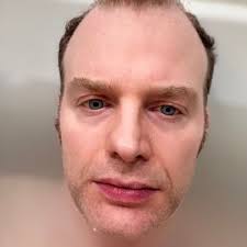 Emily Moses (@MosesMakeup)