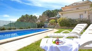 Non hai ancora deciso dove trascorrere le prossime vacanze? Lloret De Mar Villas The Best Villas In Lloret De Mar