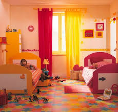 Welche wandfarbe für kleines schlafzimmer mit schräge. Kinderzimmer Komplett Gestalten Junge Und Madchen Teilen Ein Zimmer