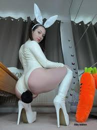 Bunny butt plug tail felt so sexy in between my latex zips.