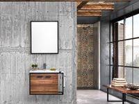 Banyo Dolaplari Panosundaki Pin