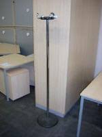 Günstige möbel für wohnzimmer schlafzimmer badezimmer u.v.m. Gebrauchter Metall Kleiderstander Weiss