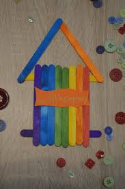 Basteln Mit Senioren Ein Turschild Aus Holzspateln Basteln Aus Basteln Bastelnholz Ein Holzs In 2020 Turschild Basteln Kinder Basteln Holz Basteln Mit Senioren